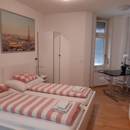 Good Bed Reiden Hotel ภายนอก รูปภาพ